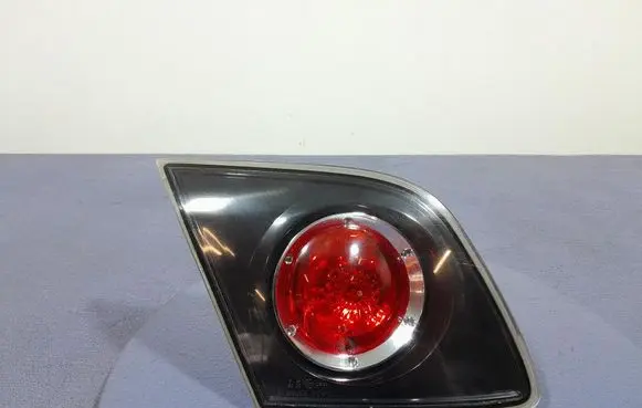 Mazda 3 I Rear/tail lights P2913L