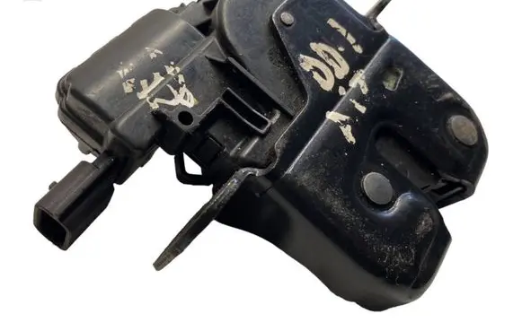 Renault Scenic III - Grand scenic III Tailgate/trunk/boot lock/catch/latch 846300003R
