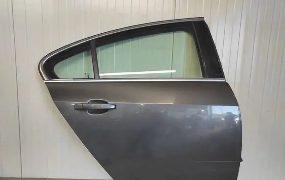 Opel Insignia A Rear door OPELINSIGNIA TWOJEAUTOWYSZKOW Z177