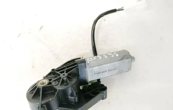 Jeep Grand Cherokee (WK) Seat adjustment motor 0390203207