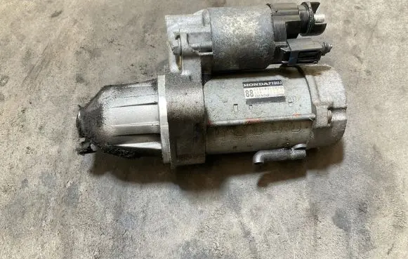 Honda CR-V Starter motor 4380000070 11924