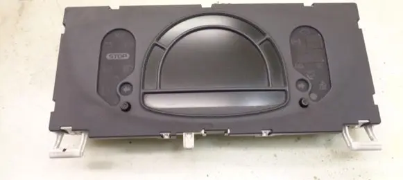 Renault Modus Speedometer (instrument cluster) 8200418021