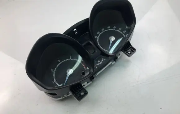 Ford Fiesta Speedometer (instrument cluster) C1BT10849CAR