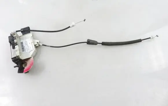 Peugeot 5008 Front door lock 825158