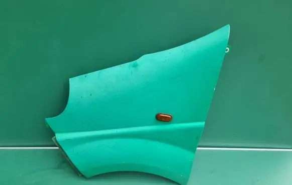 Renault Trafic II (X83) Fender 7782524451