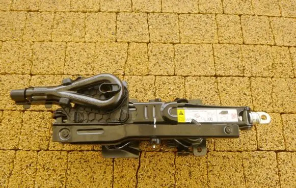 Ford Transit Custom Lift Jack PZ3117080AA