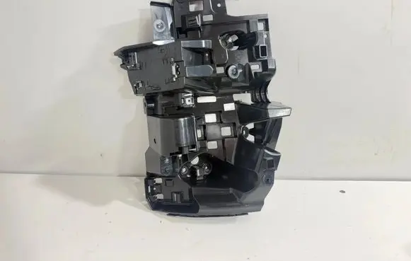 BMW X6 G06 Rear bumper mounting bracket 8086294