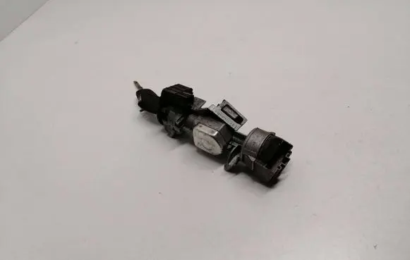 Ford Focus Ignition lock 3M513F880AC