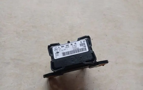Mercedes-Benz GL X164 ESP acceleration yaw rate sensor a0045423818