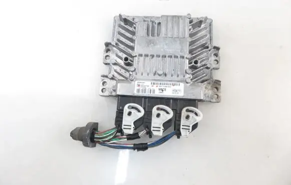 Ford Focus Engine control unit/module 5WS40778FT 7M5112A650BCE