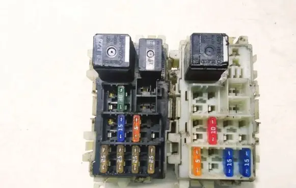 Ford Galaxy Fuse box set