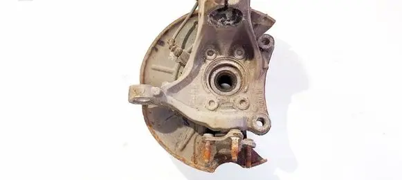 Volkswagen PASSAT B7 Front wheel hub