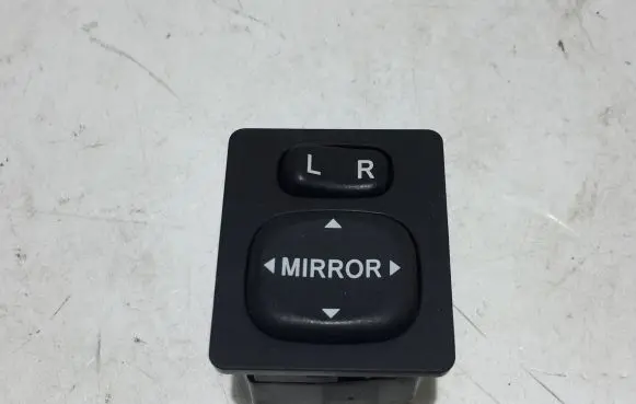 Toyota Yaris Wing mirror switch 769746E 183574