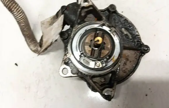 Audi A6 Allroad C5 Vacuum pump