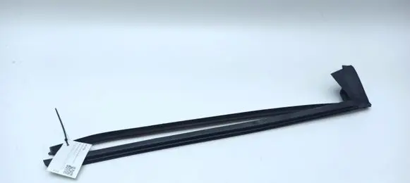 BMW Z4 E85 E86 Rubber seal front coupe door window 7016637 51337016637