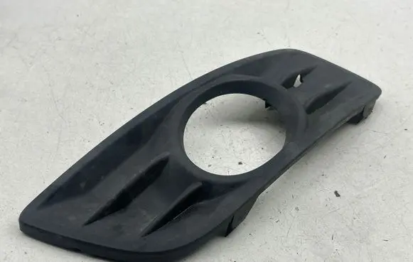 Volvo V50 Front fog light trim/grill 31323408