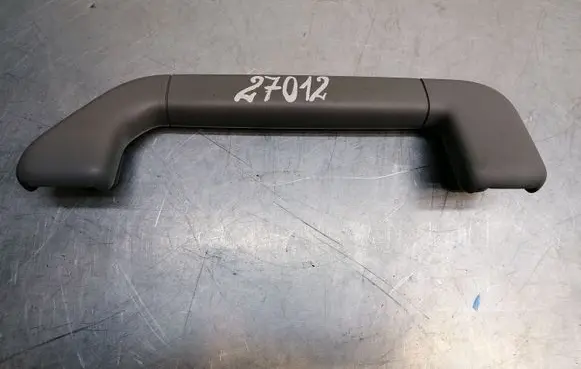 Volkswagen Touareg I Front interior roof grab handle 7L08576007A