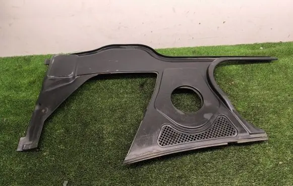 Audi A8 S8 D3 4E Wiper trim 4E1819447