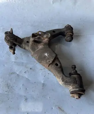 Front lower control arm/wishbone