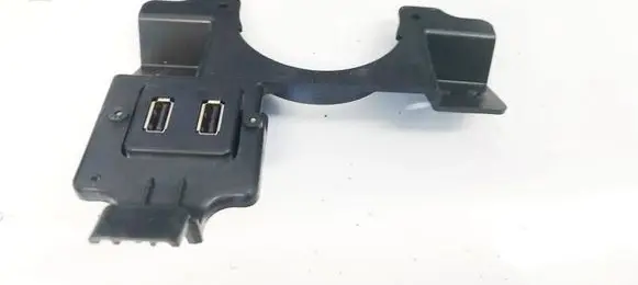 Tesla Model S USB socket connector 100481501B