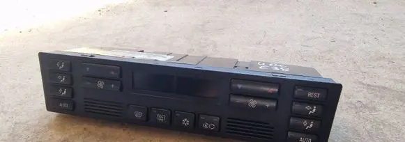 BMW 7 E38 Climate control unit 64116903201