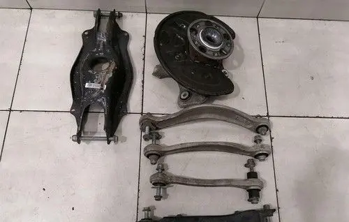 Mercedes-Benz C W205 Rear wheel bearing hub A2053508708