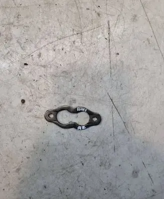 Audi A6 S6 C6 4F Fuel Injector clamp holder 