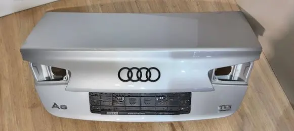 Tailgate/trunk/boot lid
