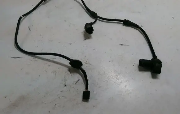Audi A4 S4 B6 8E 8H ABS brake wheel speed sensor 0265006682