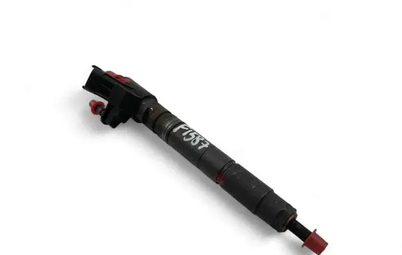 Volvo S60 Fuel injector 31303238