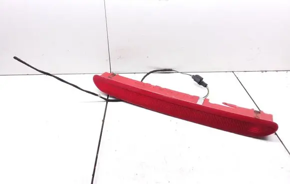 Volkswagen PASSAT B6 Third/center stoplight 1K6945097B