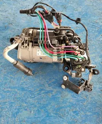 Bentley Continental Air suspension compressor/pump 3D0616005P