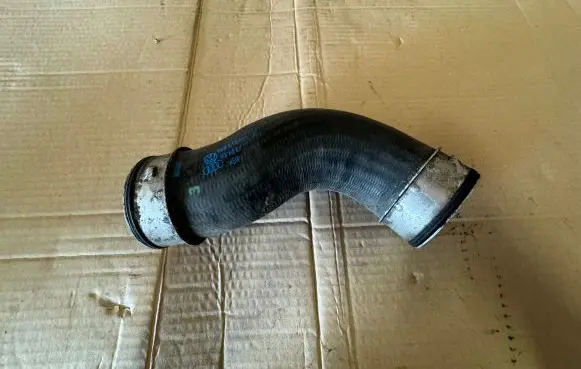 Audi A3 S3 A3 Sportback 8P Intercooler hose/pipe 1K0145838