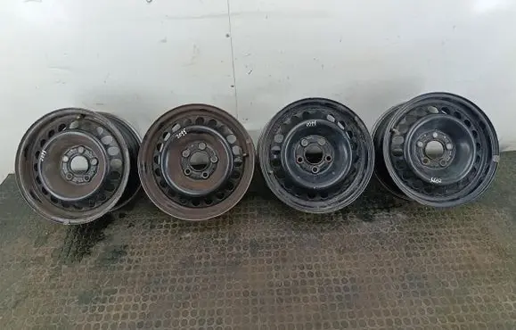 Mercedes-Benz A W168 R15 steel rim 2104000202
