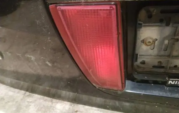Nissan Primera Rear fog light