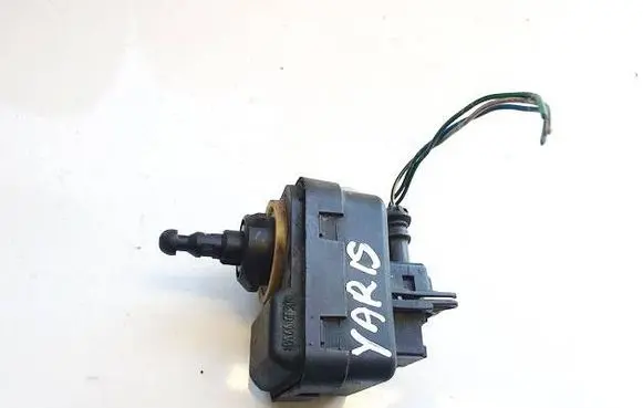 Toyota Yaris Headlight level adjustment motor 89036766