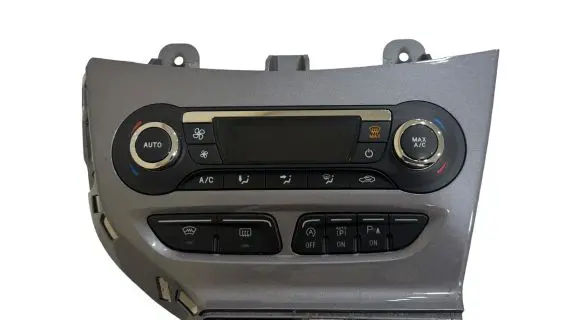 Ford Focus Climate control unit BM5T18C612CL WK3A08837 0259A