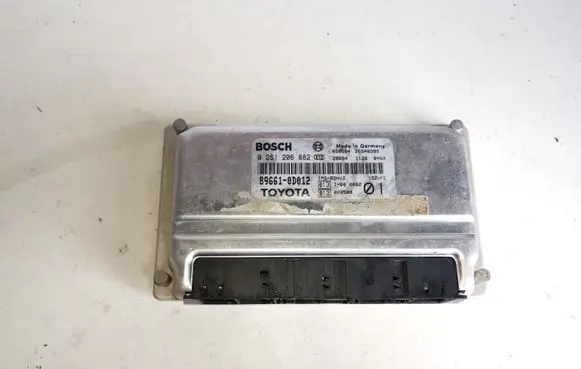 Toyota Yaris Engine control unit/module 0261206882 896610D012