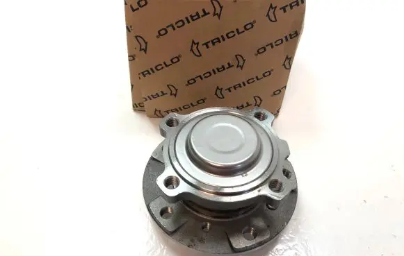 BMW 5 E60 E61 Front wheel ball bearing 31222282670