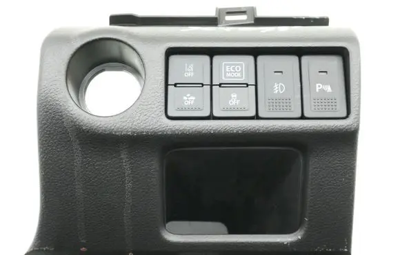 Suzuki SX4 S-Cross Other switches/knobs/shifts 73831-61M3