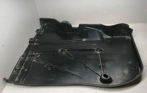 Lexus IS III XE30 Engine splash shield/under tray 5762730061