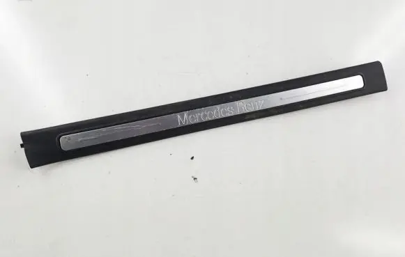 Mercedes-Benz A W169 Front sill trim cover