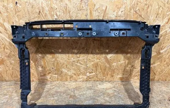 Volkswagen PASSAT B9 Radiator support slam panel 3J0805588CVW 3J0805588C
