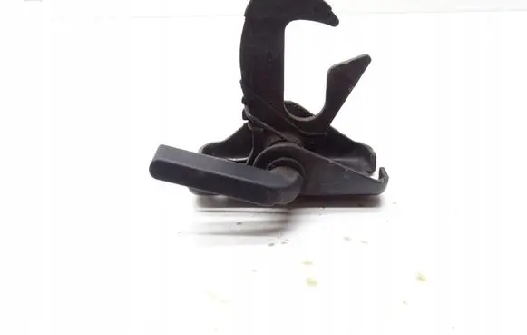 Audi A3 S3 8V Engine bonnet/hood lock/latch loop/hook 8V0823480