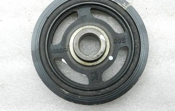 Nissan Qashqai Crankshaft pulley 1230300Q2C