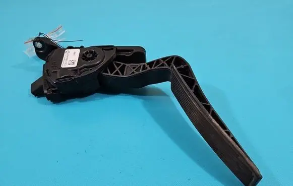 Jeep Grand Cherokee (WK) Accelerator throttle pedal 53013904AB IMPRK1453218