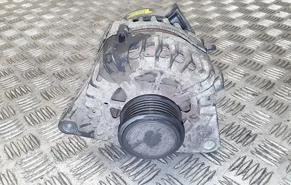 KIA Rio Generator/alternator 373002a850