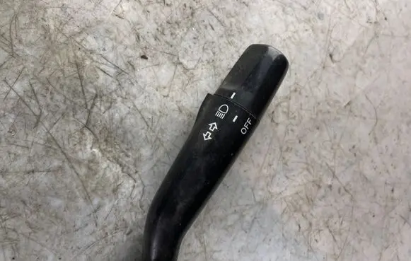 Toyota Land Cruiser (HDJ90) Indicator stalk