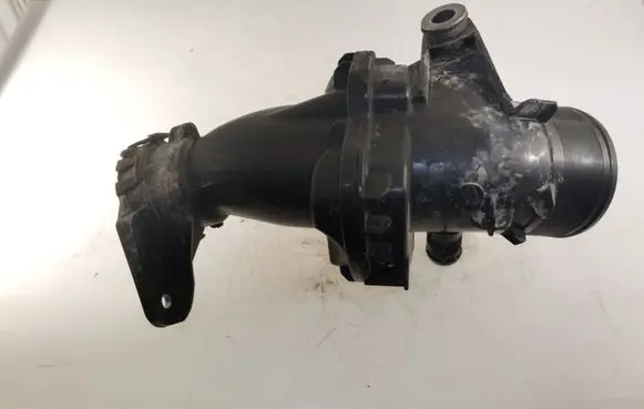 Renault Trafic III (X82) Air intake duct part 165761844R