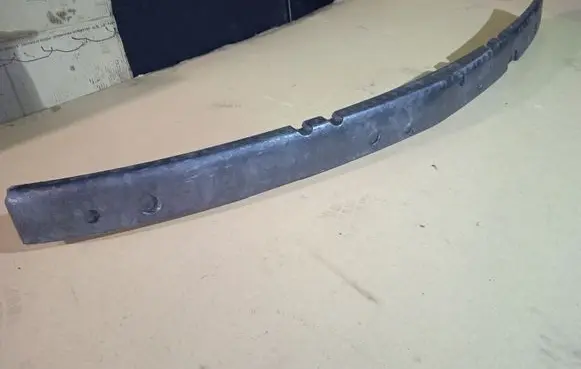 BMW 7 E65 E66 Front bumper foam support bar 7135524
